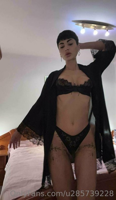 thebaddest m0mmy pretty star pictures