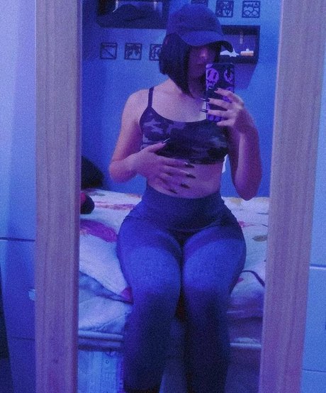 xdollkitty naked model picture