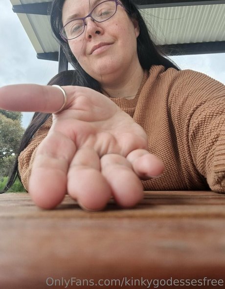 aussiegiantessfree porn model pics