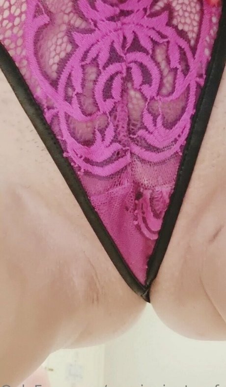 aussiegiantessfree star porn photos