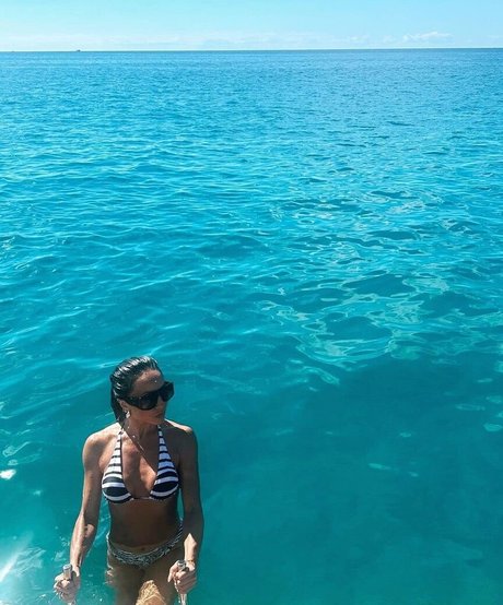 Sabrina Sato model nice pictures