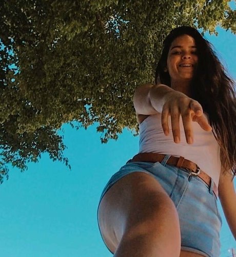 Izabelly Linhares hd model pictures