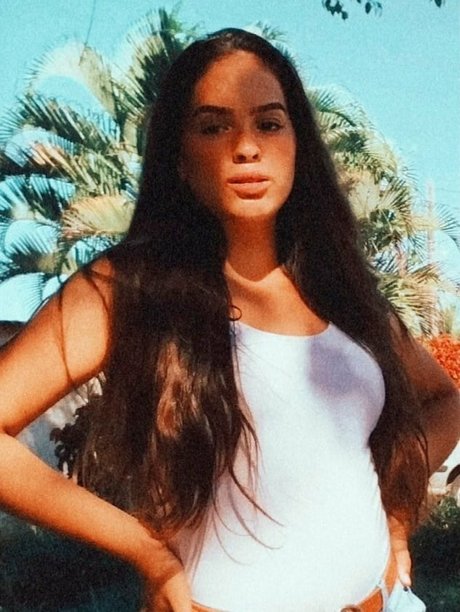 Izabelly Linhares pornstar sex images