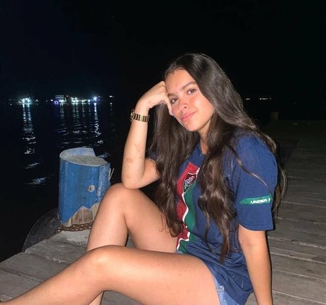 Izabelly Linhares star pretty picture