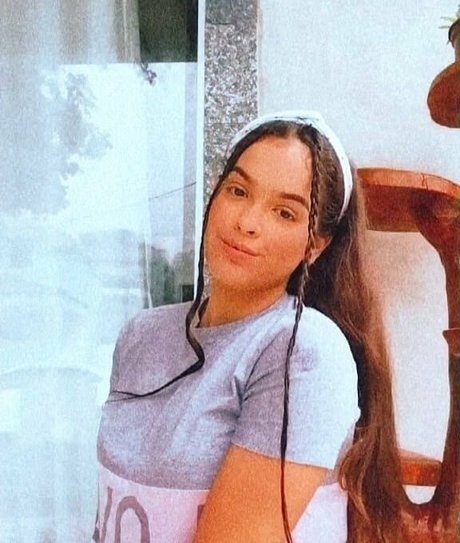 Izabelly Linhares pornstar pretty images