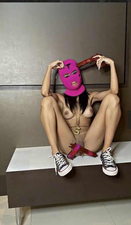 skinny babe onlyfans exclusive photo