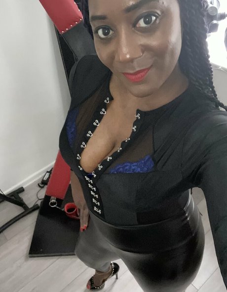 mslorraineldn Profile photo