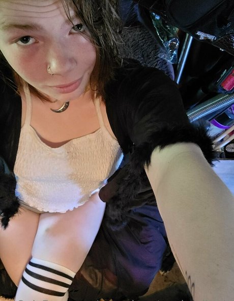 jadeedwardsfree star sexy photo