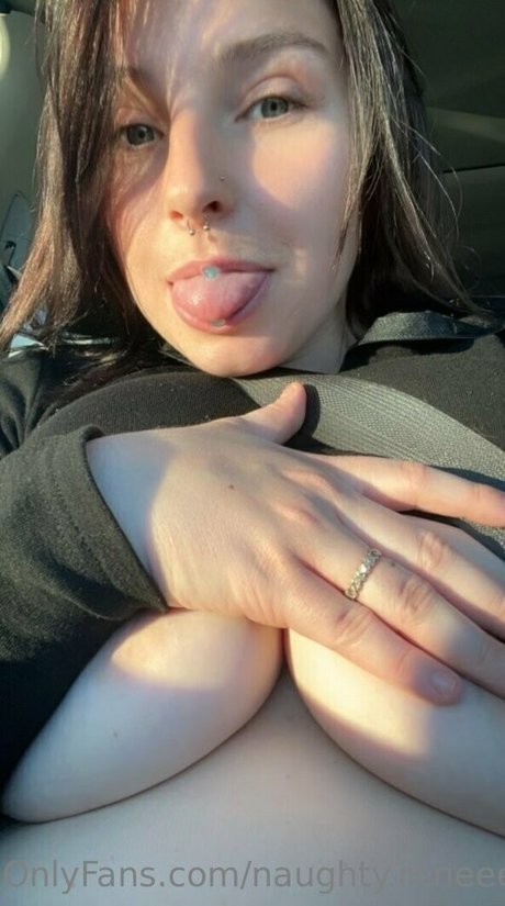 naughty reneee nudes actress galleries