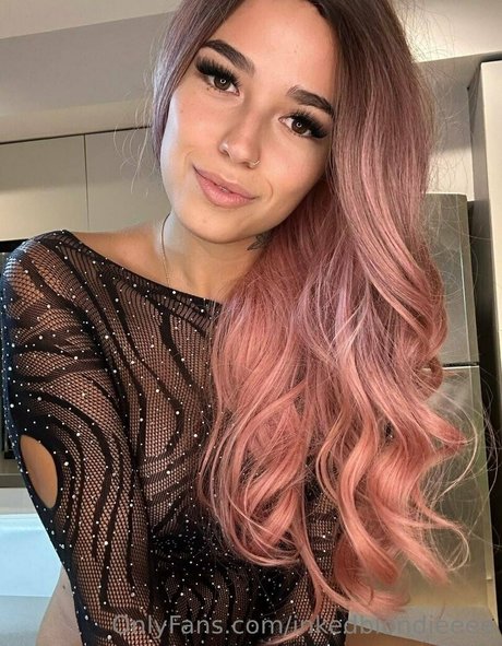 inkedblondieeee porn actress galleries