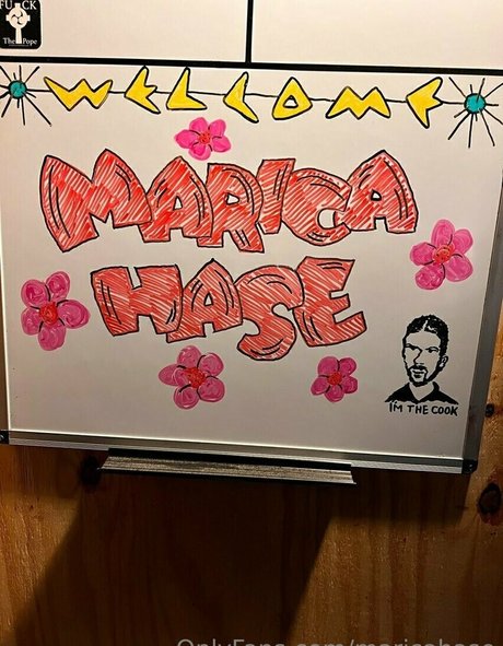 model onlyfans pornographic images