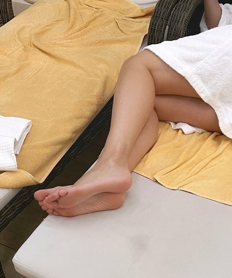 public onlyfans pretty pic