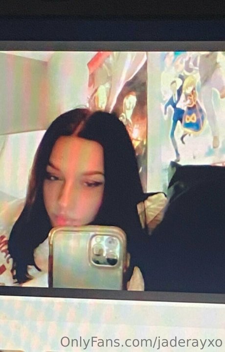 jaderayxo top model image