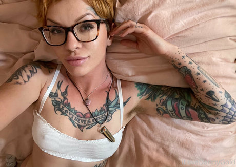 thedannygoldexperience hot actress pictures