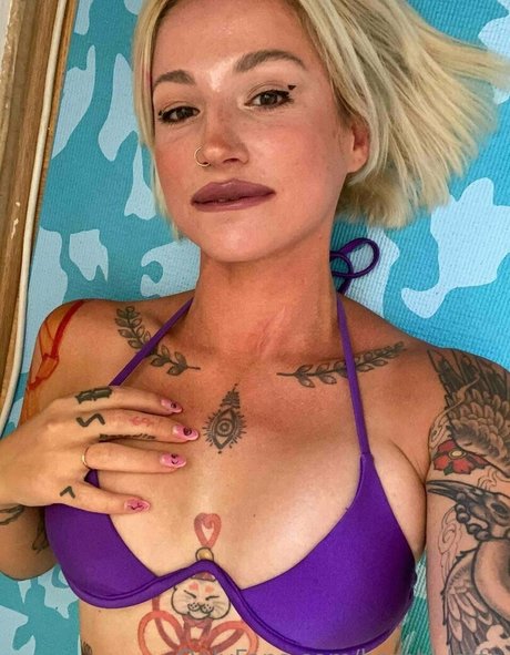 bent over pussy onlyfans sexy naked img