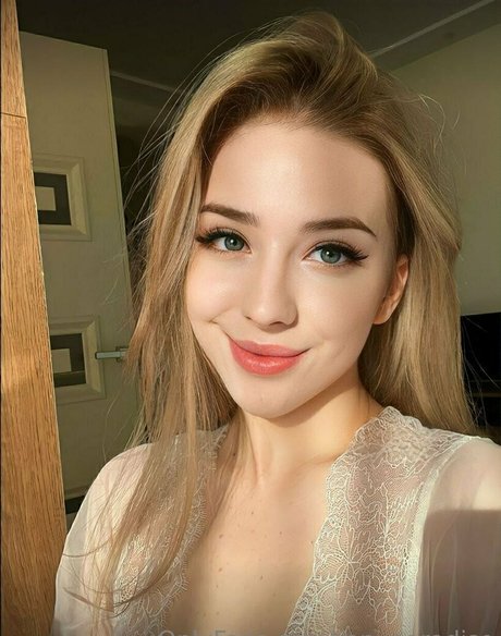 roni paradise star pornographic images