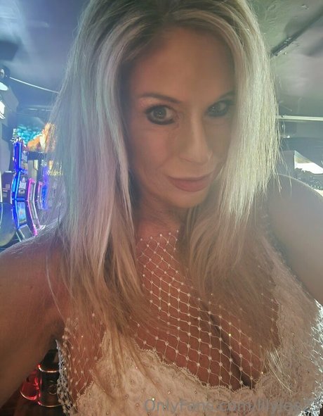 18 year old onlyfans sex photos