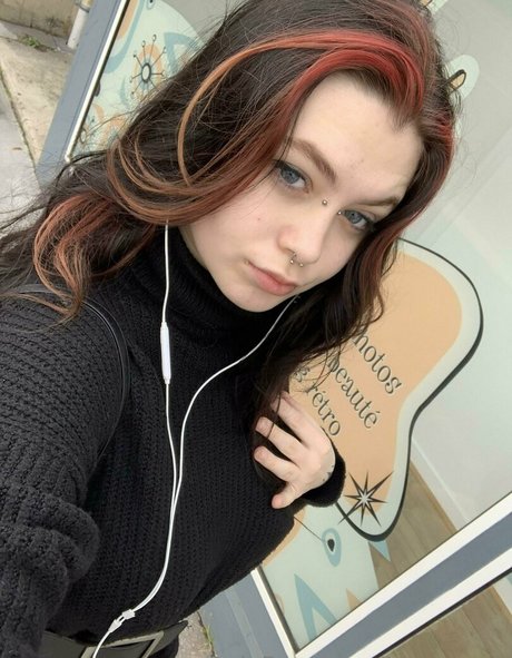 beautiful japanese onlyfans free img