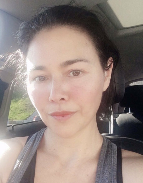 thedanavespoli model hot img