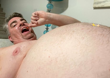 outihulk adult model img