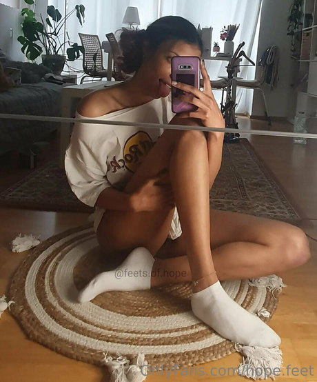 hope feet beautiful model photos