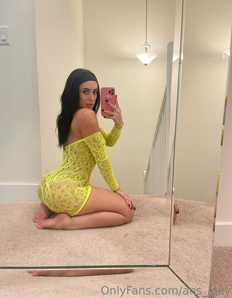 ans leey star naked galleries