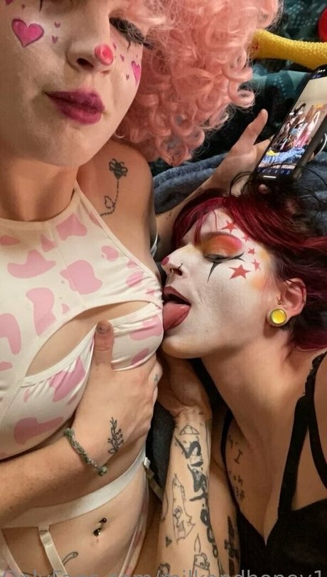 milkandhoney1201 free actress archive