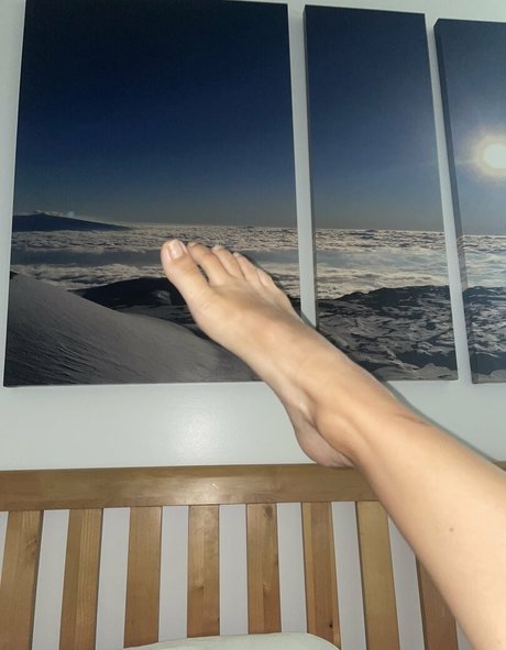 thebarefootcutie perfect actress photo