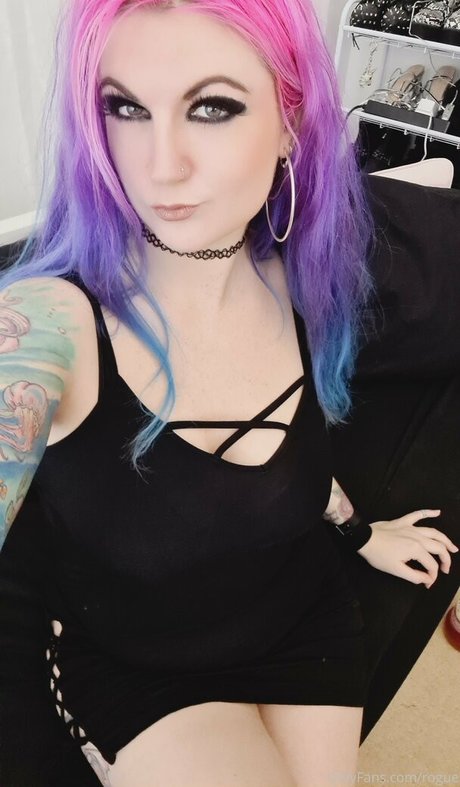 rogue beautiful actress pictures