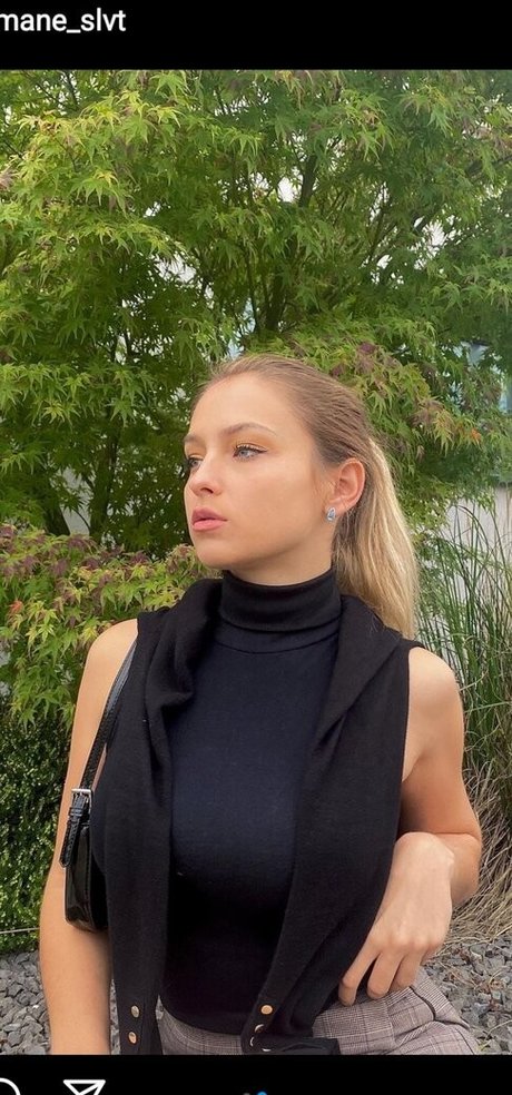 Romane Salvetti sex star gallery