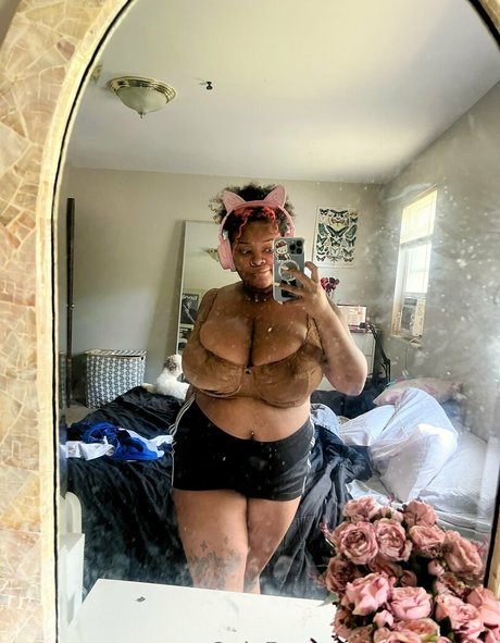 moodybb adult star photos