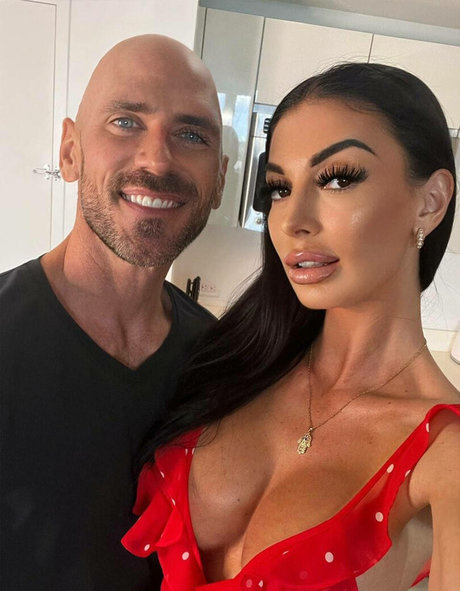 Nikita Reznikova hot star photo