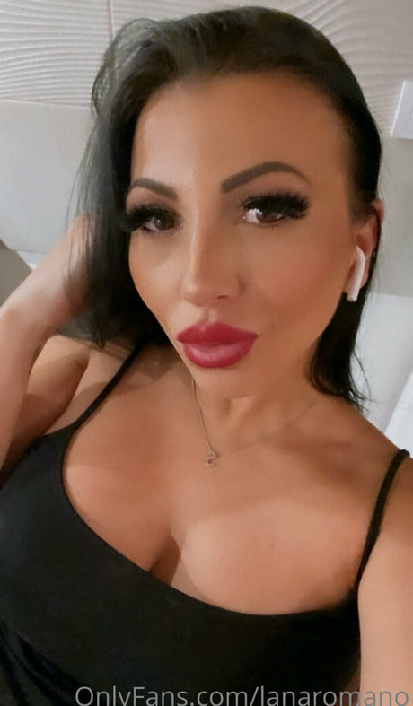 lanaromano model porn image