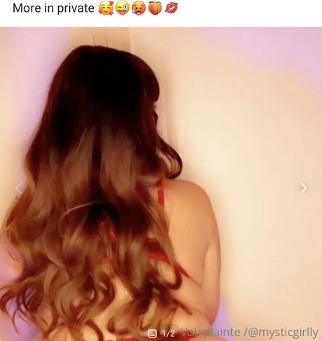 Onesarahhh model adult pics