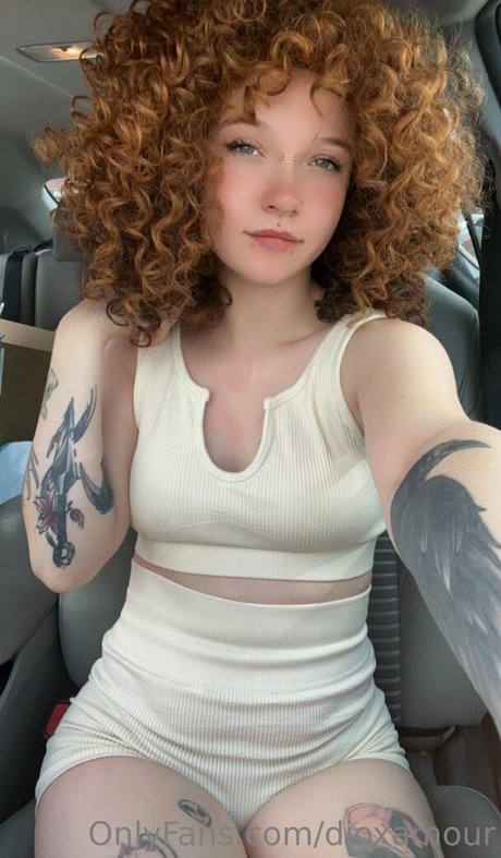 dioxamour naked star gallery