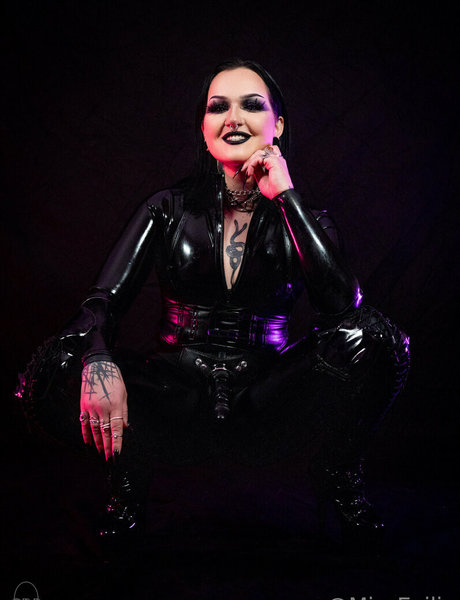 misseviliafree pornstar hd picture