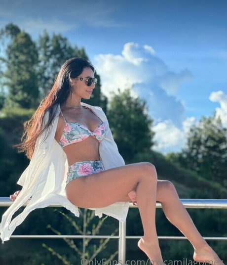 squirt teen onlyfans pornographic image