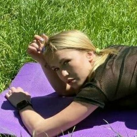 abellachaseq pornographic model archive