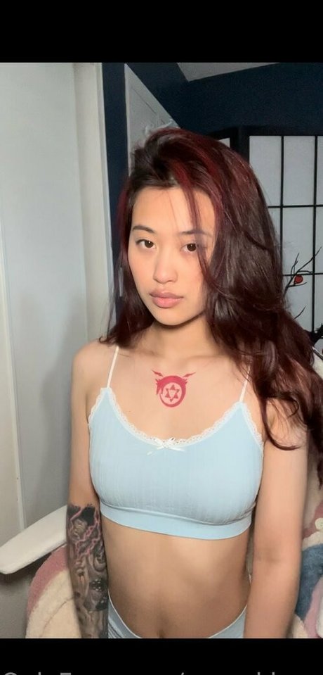 nemukkonyago model nice photo