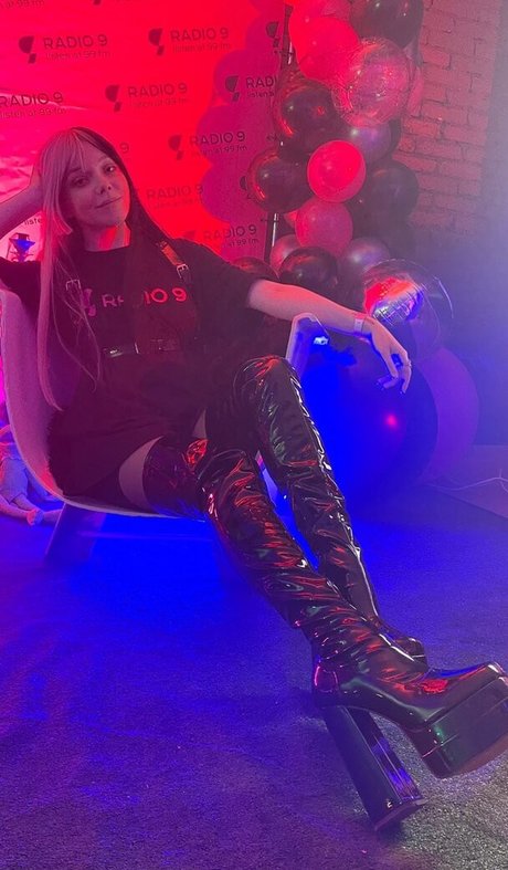 maryjaneshow model sex images