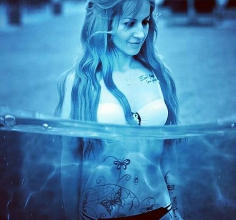 crystalmary001 star hot img