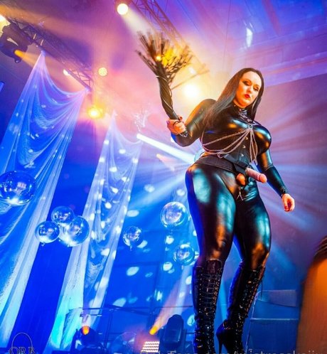 mistresskeiju exclusive pornstar archive