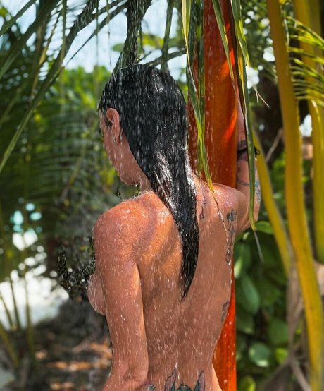 Aiza Dolmatova pornstar xxx picture