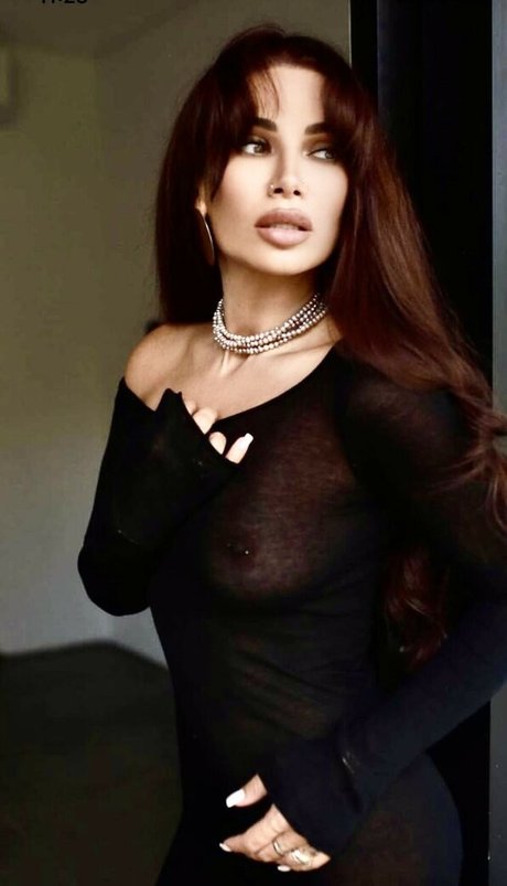 Aiza Dolmatova hot pornstar pictures