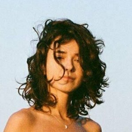 Julia Slip hd model pics