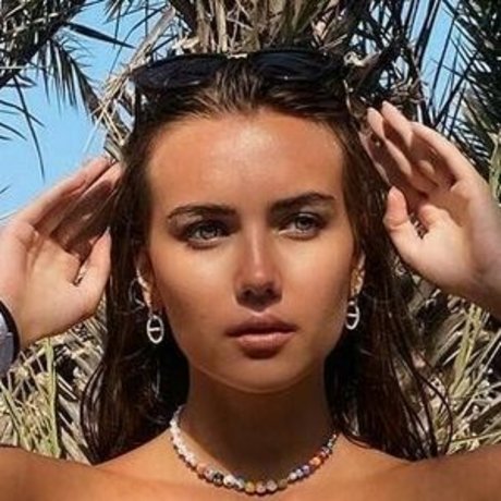 Claire Molin model hd photo