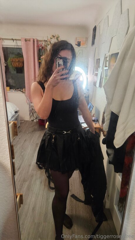 tiggerroseyfree nudes star images