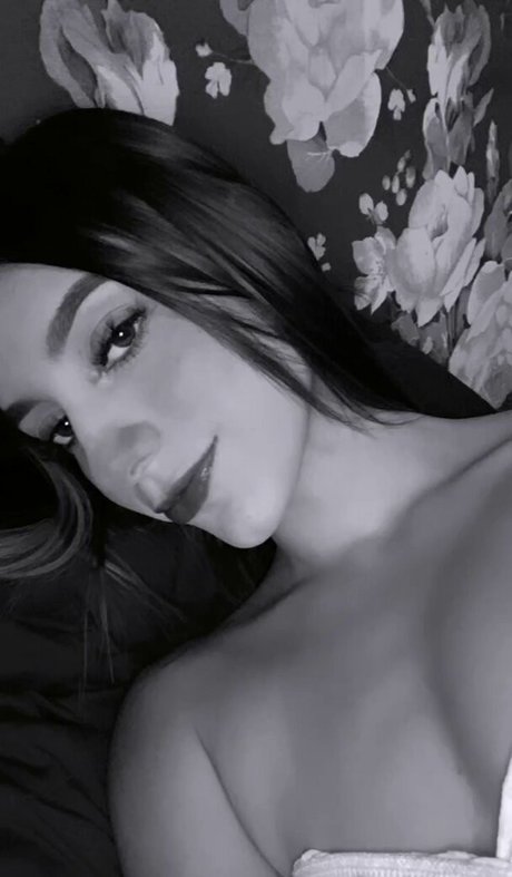 Paulina Declert pornographic model pic