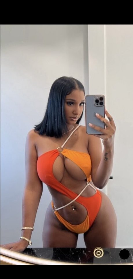 Bernice Burgos star pornographic photo