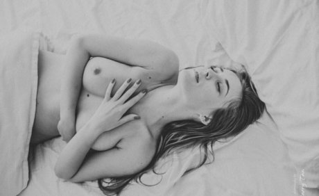 Adela Patrascan star best image